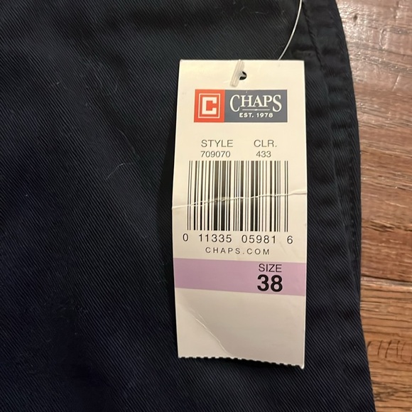 Chaps Men’s Pleat Front Shorts Navy Blue Size 38 - Picture 2 of 6